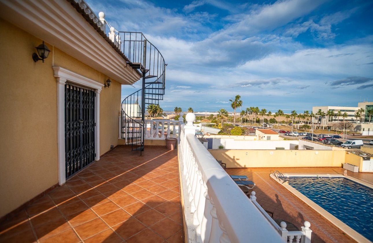 Herverkoop - Villa -
Torrevieja - Costa Blanca