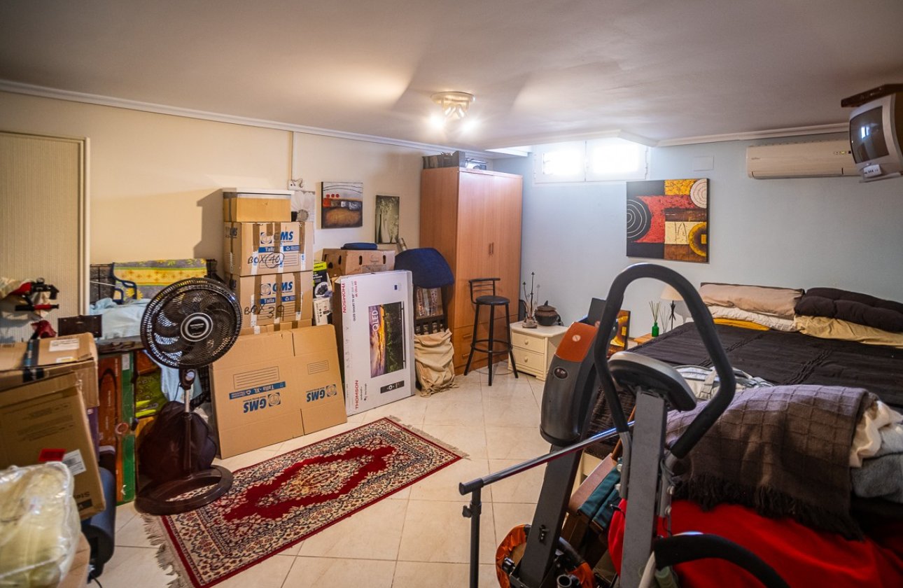 Herverkoop - Villa -
Torrevieja - Costa Blanca