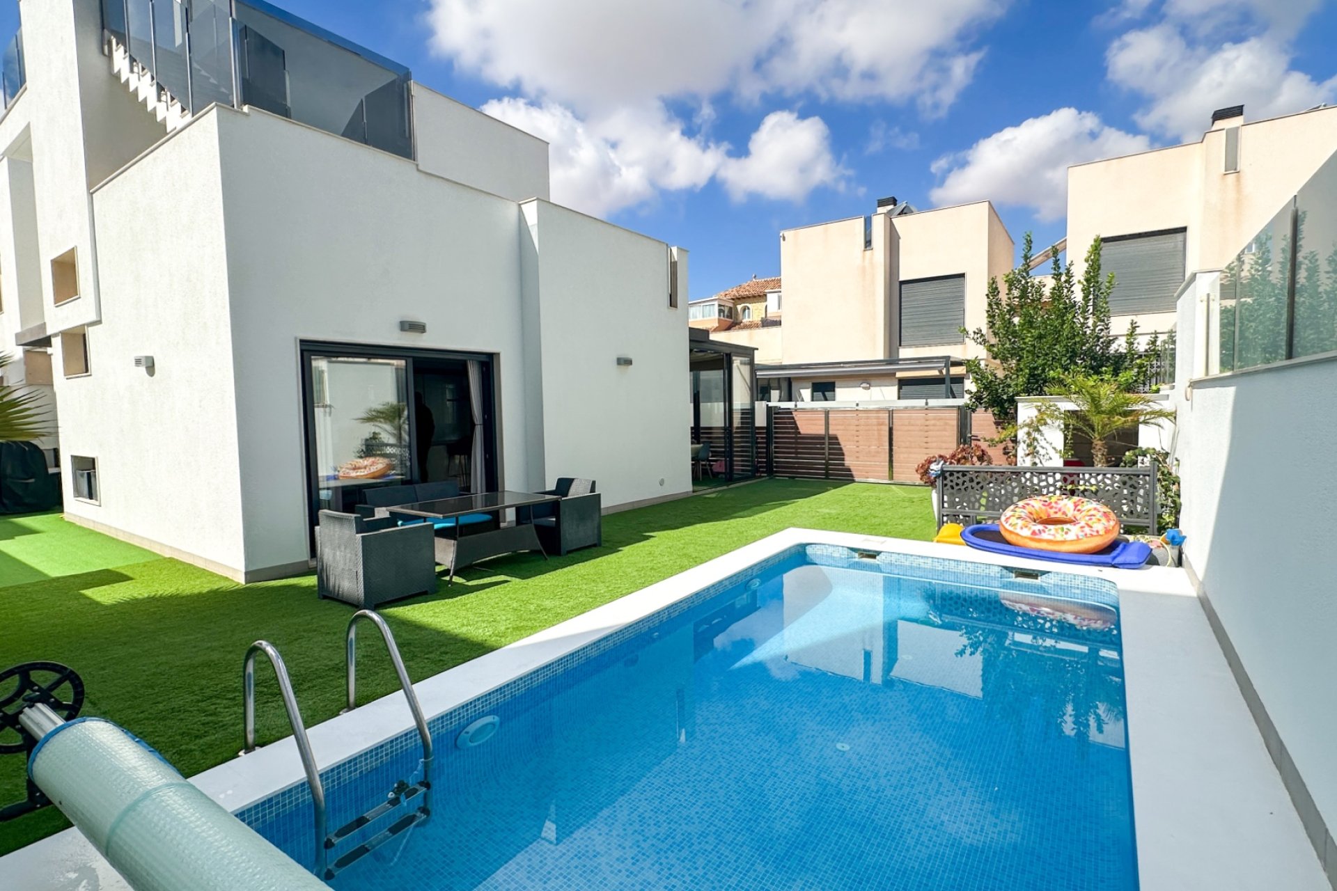 Herverkoop - Villa -
Torrevieja - Costa Blanca