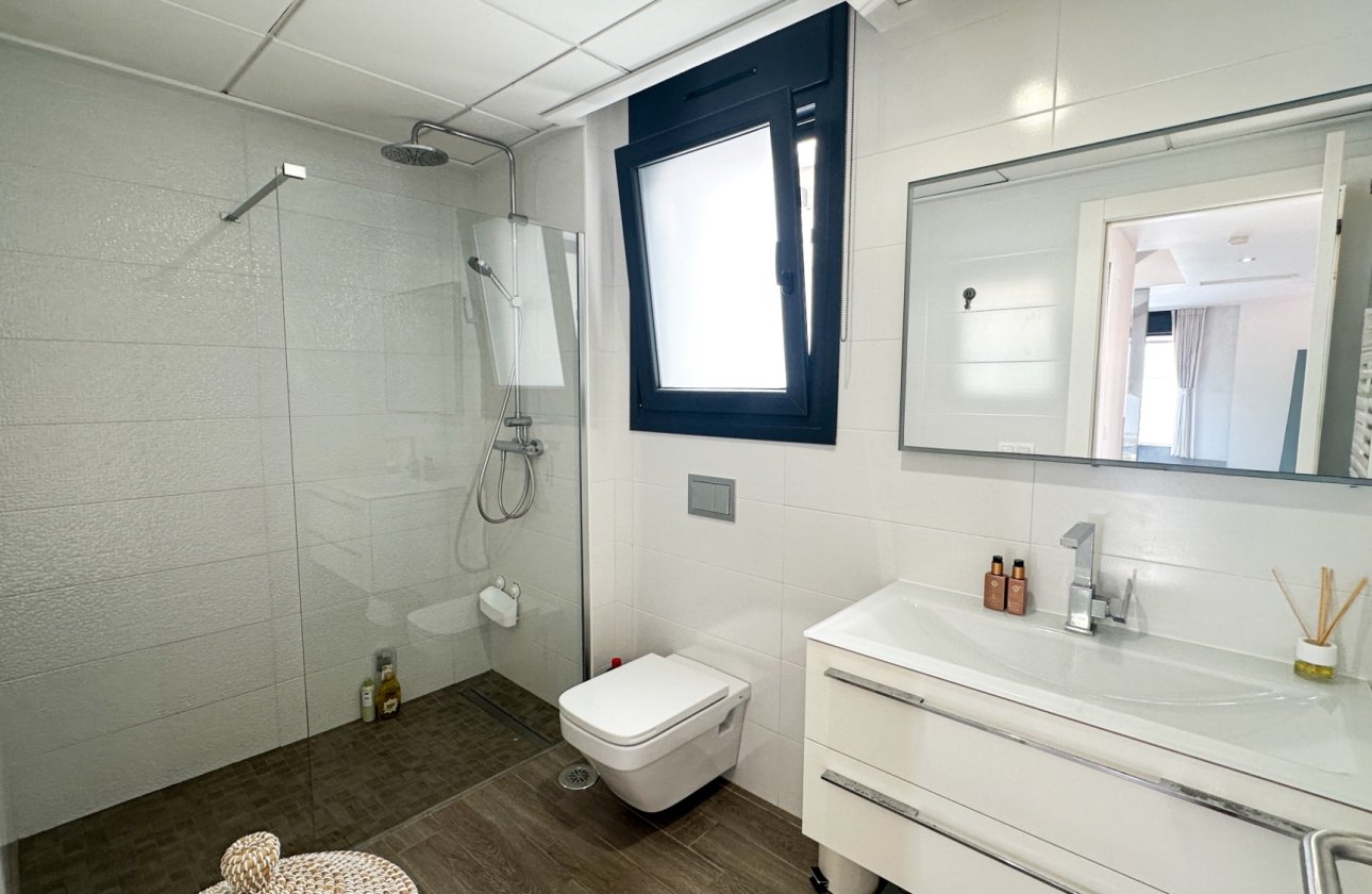 Herverkoop - Villa -
Torrevieja - Costa Blanca
