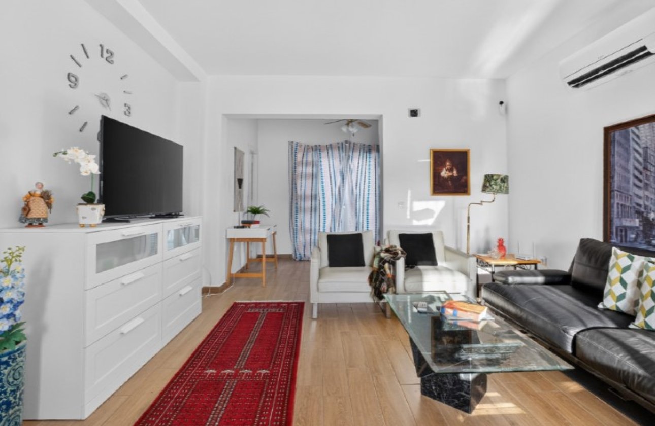 Herverkoop - Villa -
Torrevieja - Costa Blanca