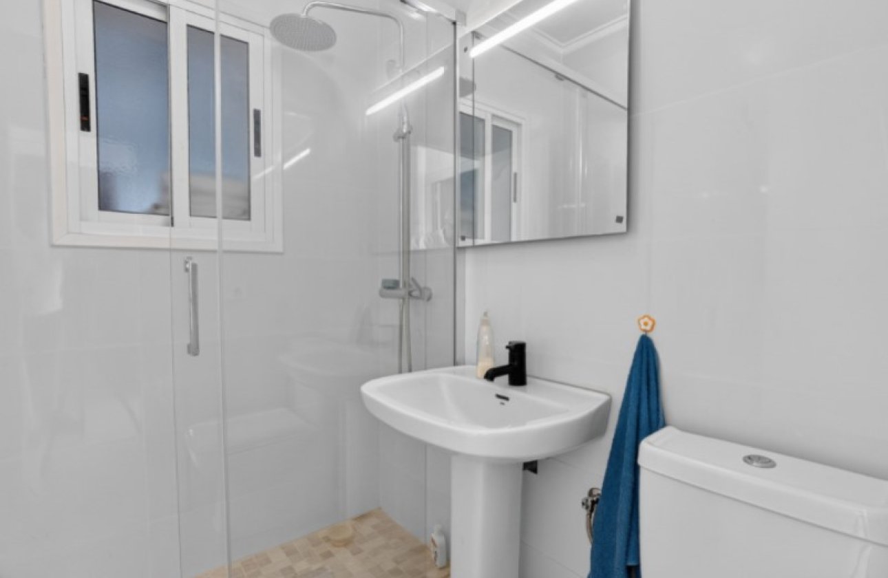 Herverkoop - Villa -
Torrevieja - Costa Blanca