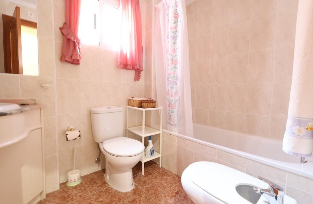 Herverkoop - Villa -
Torrevieja - Costa Blanca
