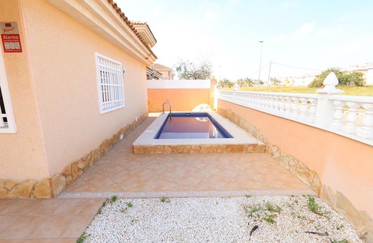 Herverkoop - Villa -
Torrevieja - Costa Blanca