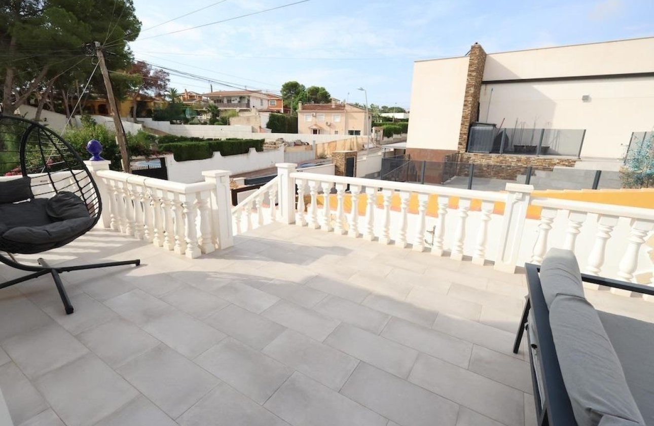 Herverkoop - Villa -
Torrevieja - Costa Blanca