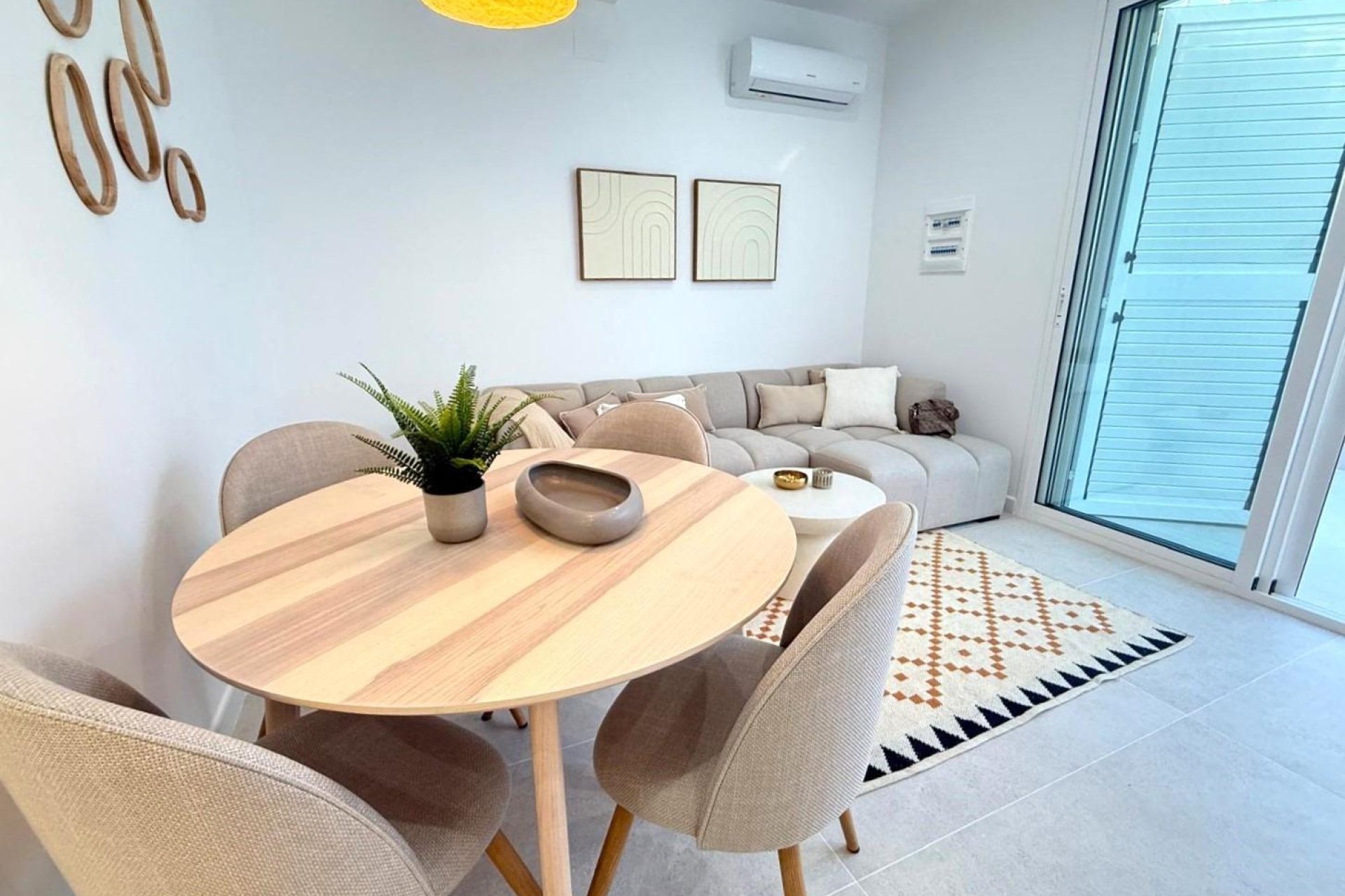 Herverkoop - Villa -
Torrevieja - El Chaparral