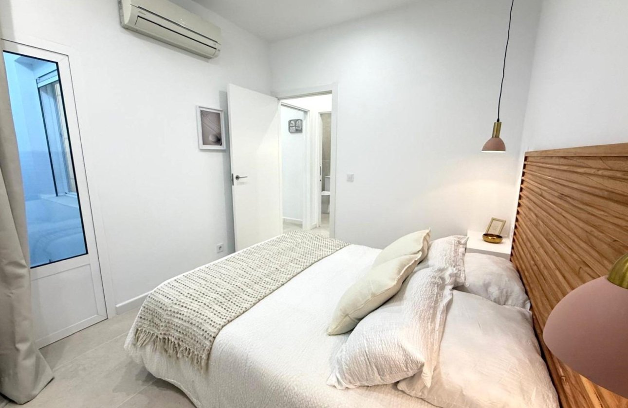 Herverkoop - Villa -
Torrevieja - El Chaparral