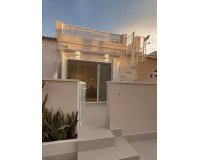 Herverkoop - Villa -
Torrevieja - El Chaparral