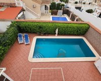 Herverkoop - Villa -
Torrevieja - El Chaparral