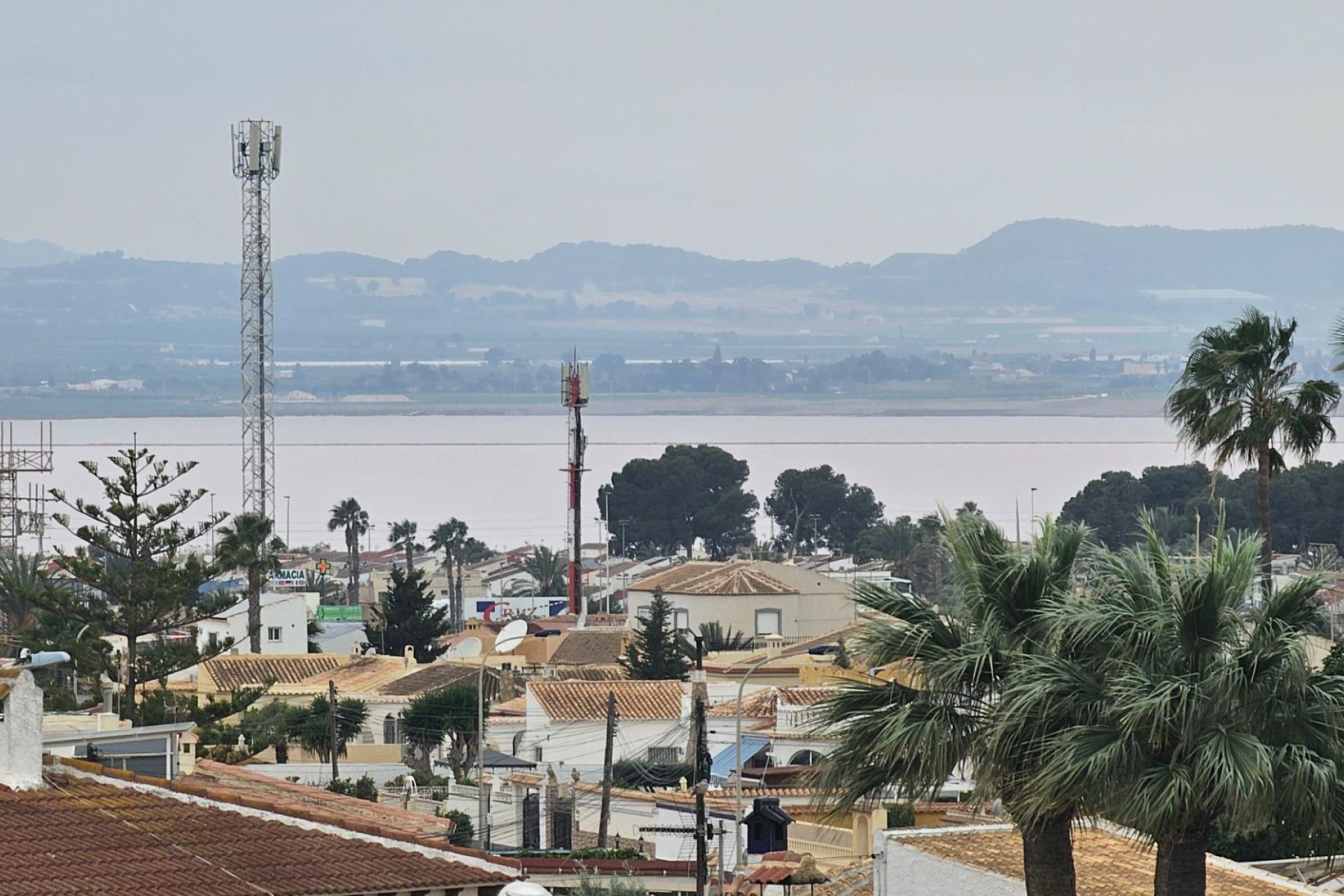 Herverkoop - Villa -
Torrevieja - El Chaparral