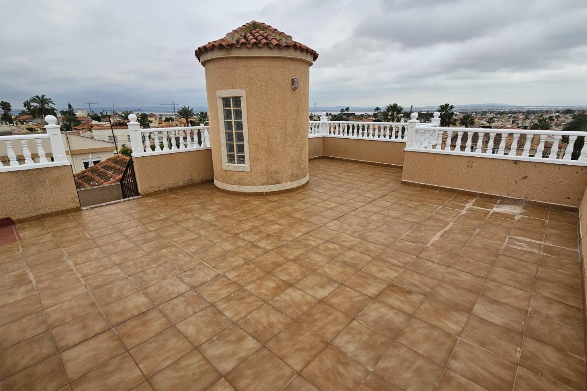 Herverkoop - Villa -
Torrevieja - El Chaparral