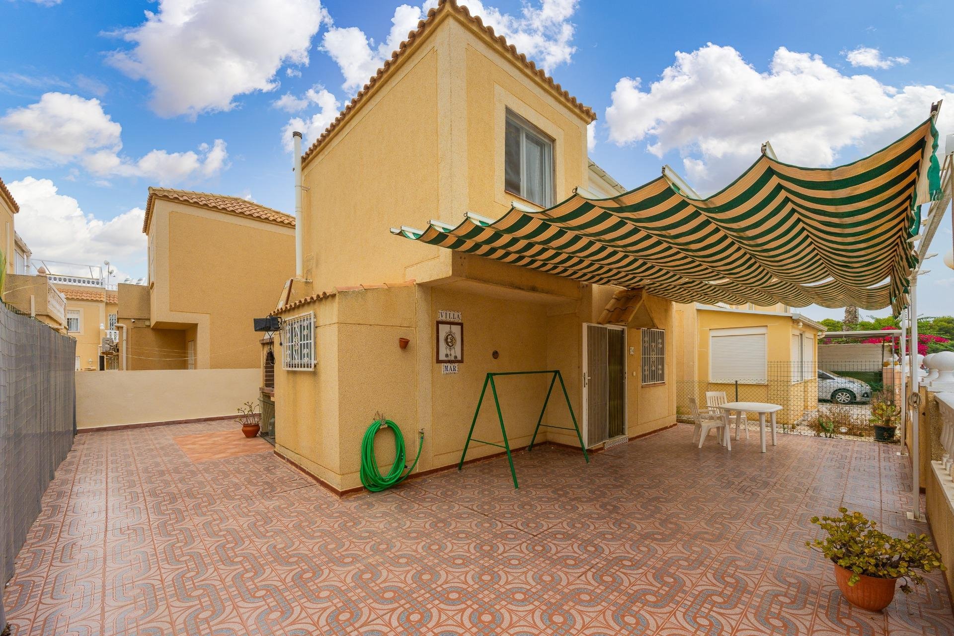 Herverkoop - Villa -
Torrevieja - El Limonar