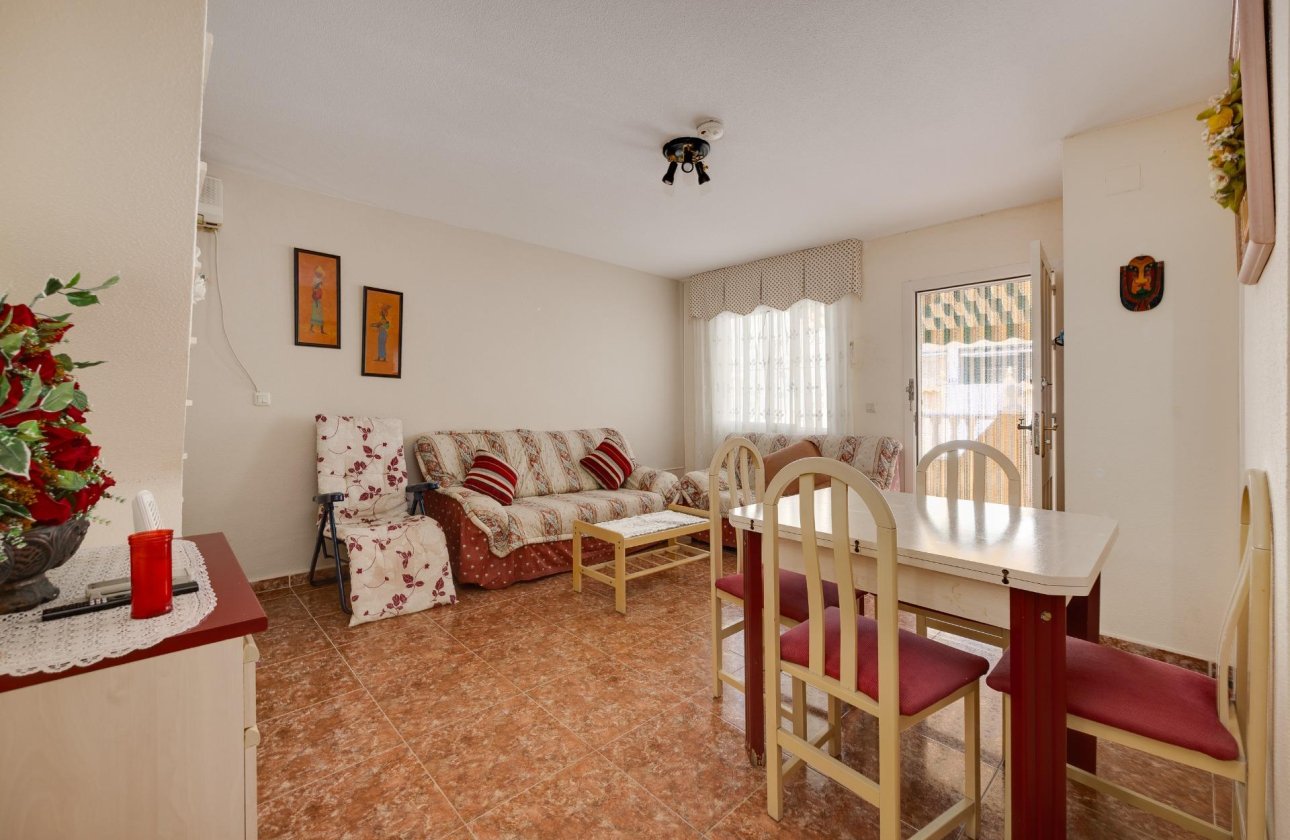Herverkoop - Villa -
Torrevieja - El Limonar