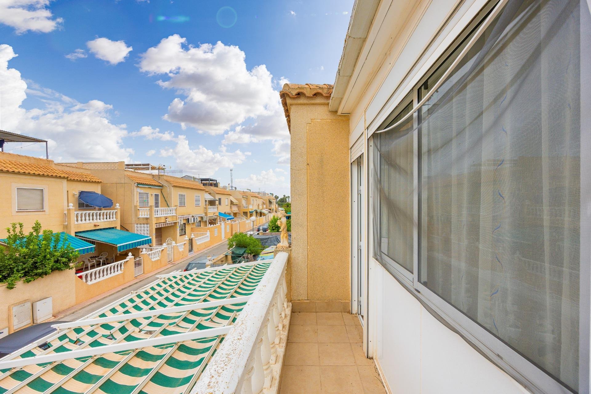 Herverkoop - Villa -
Torrevieja - El Limonar