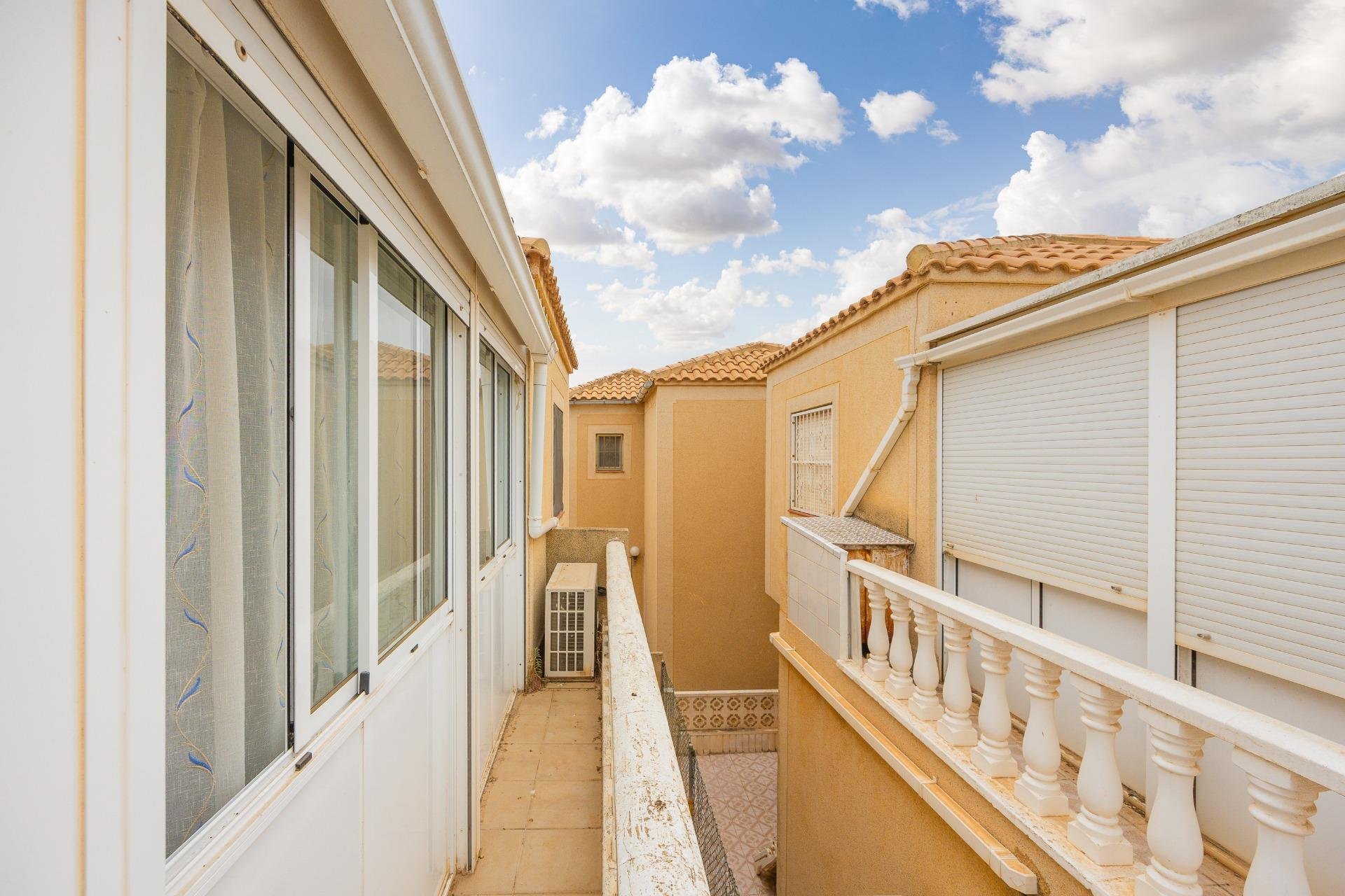 Herverkoop - Villa -
Torrevieja - El Limonar