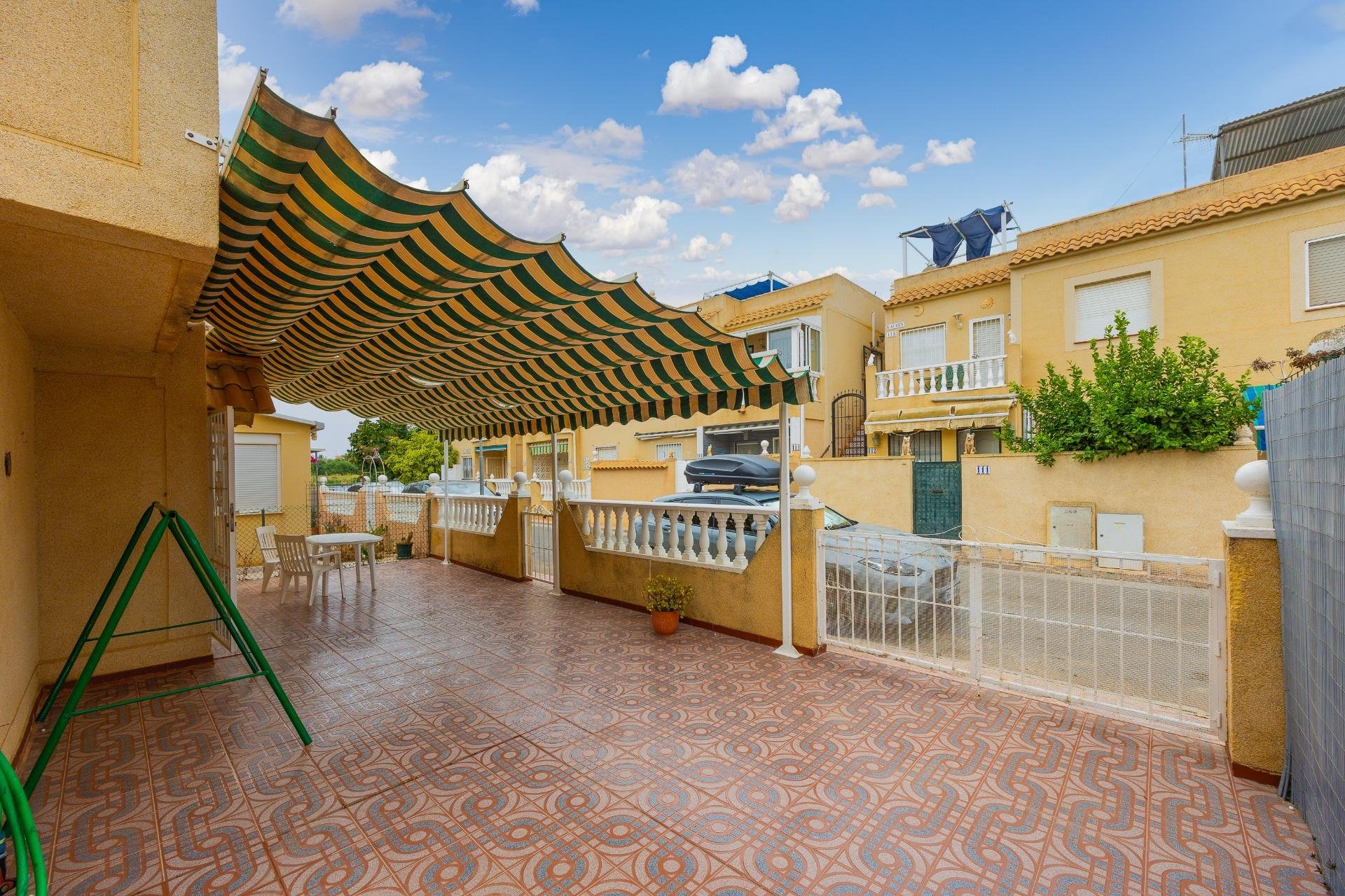 Herverkoop - Villa -
Torrevieja - El Limonar
