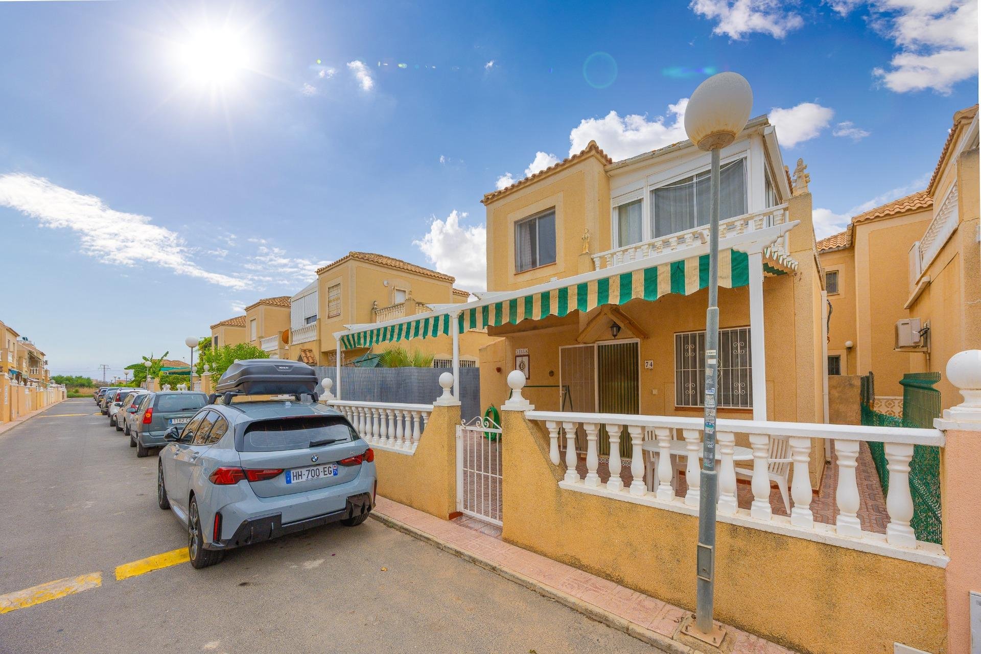 Herverkoop - Villa -
Torrevieja - El Limonar