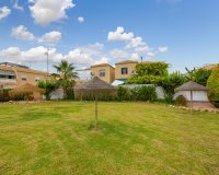 Herverkoop - Villa -
Torrevieja - El Limonar
