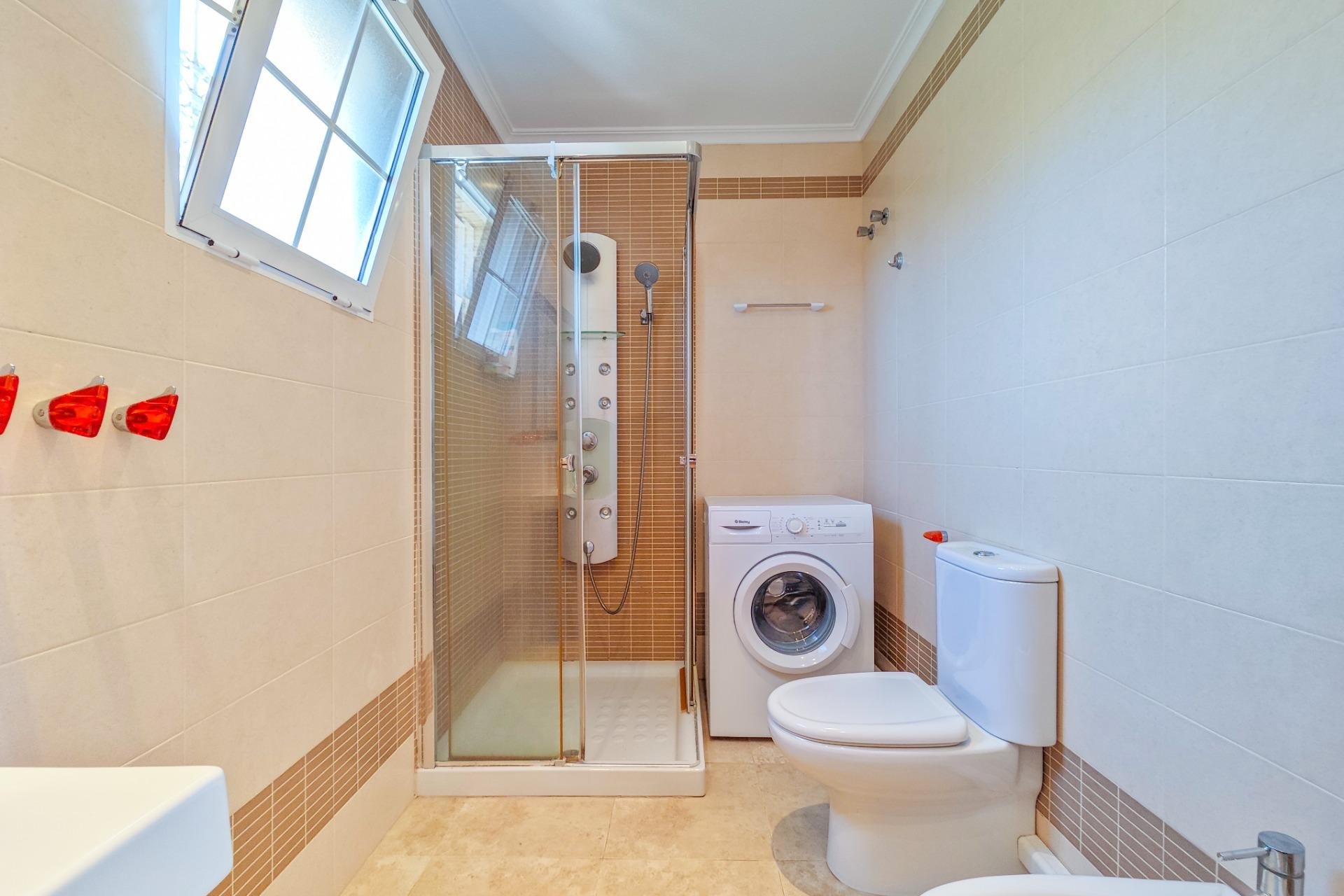 Herverkoop - Villa -
Torrevieja - La Mata