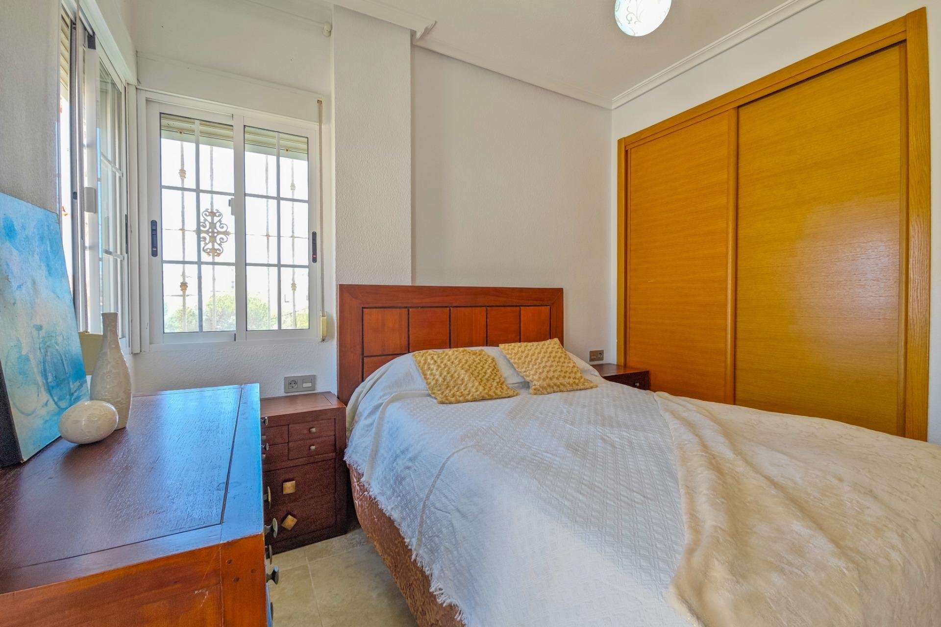 Herverkoop - Villa -
Torrevieja - La Mata