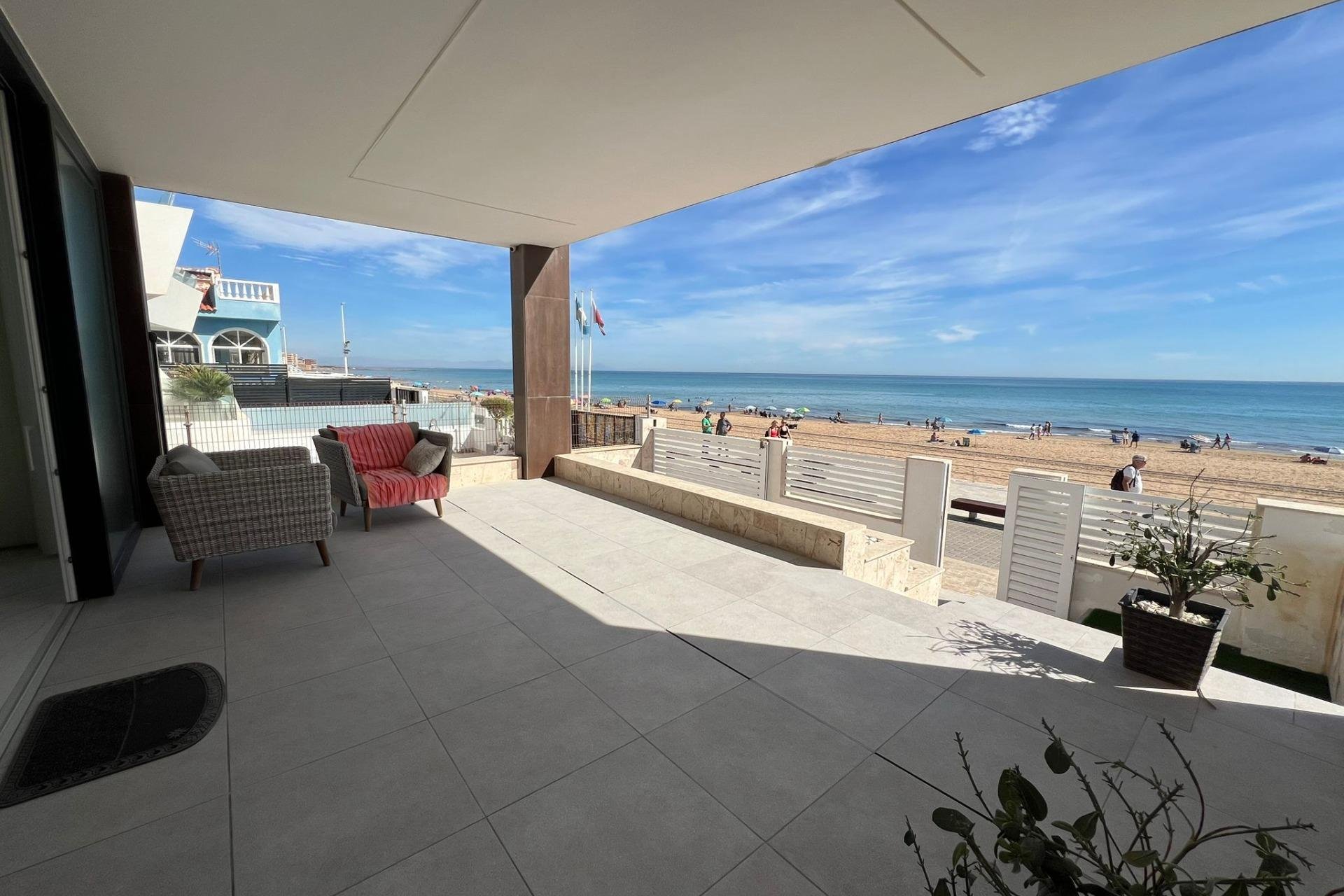 Herverkoop - Villa -
Torrevieja - La Mata