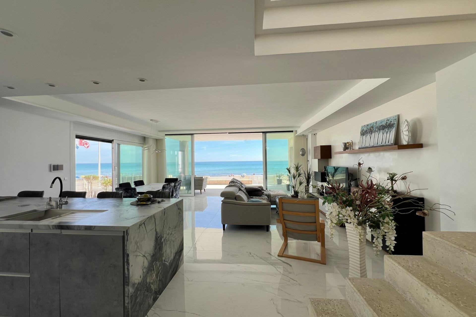 Herverkoop - Villa -
Torrevieja - La Mata