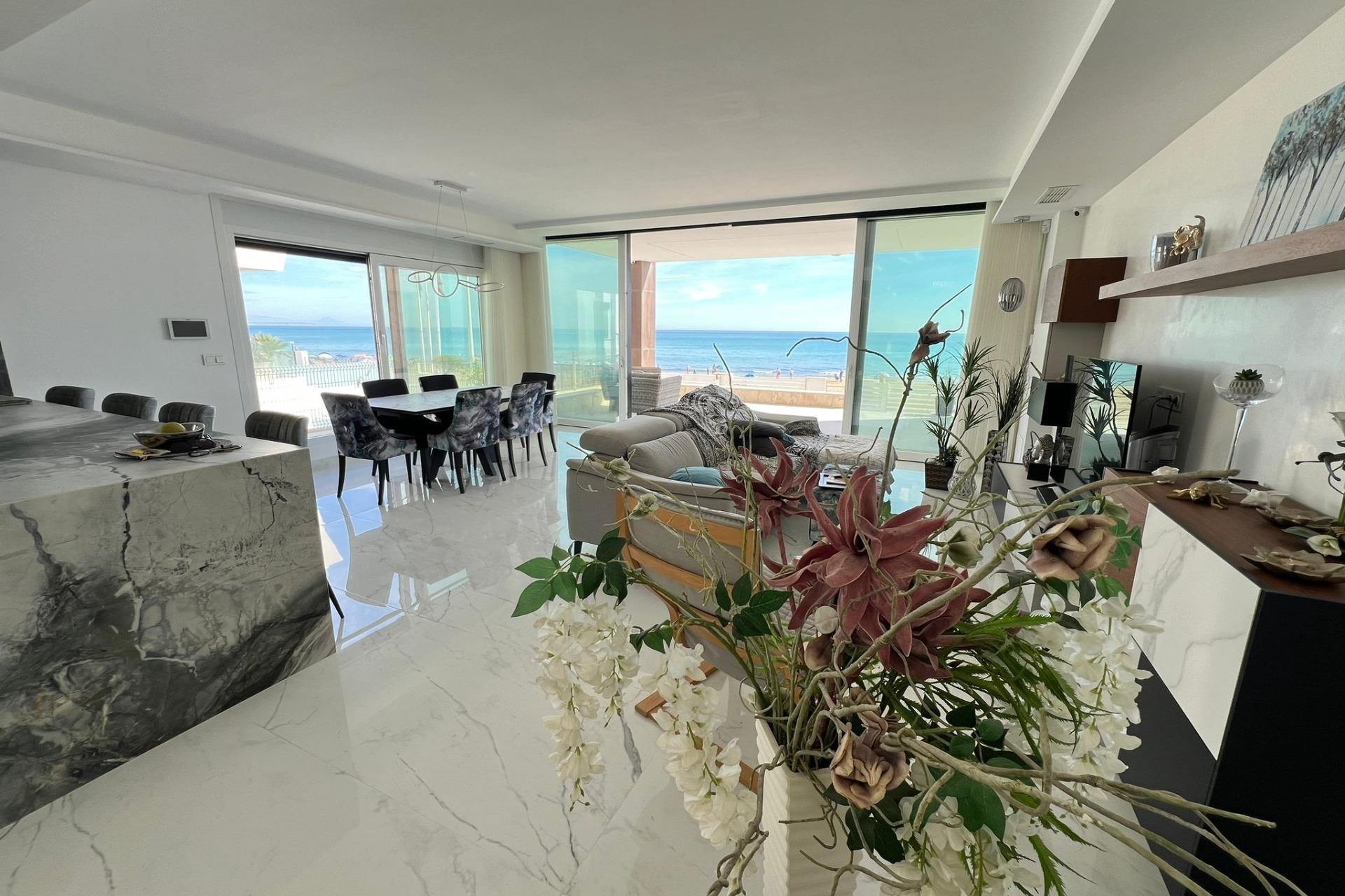 Herverkoop - Villa -
Torrevieja - La Mata