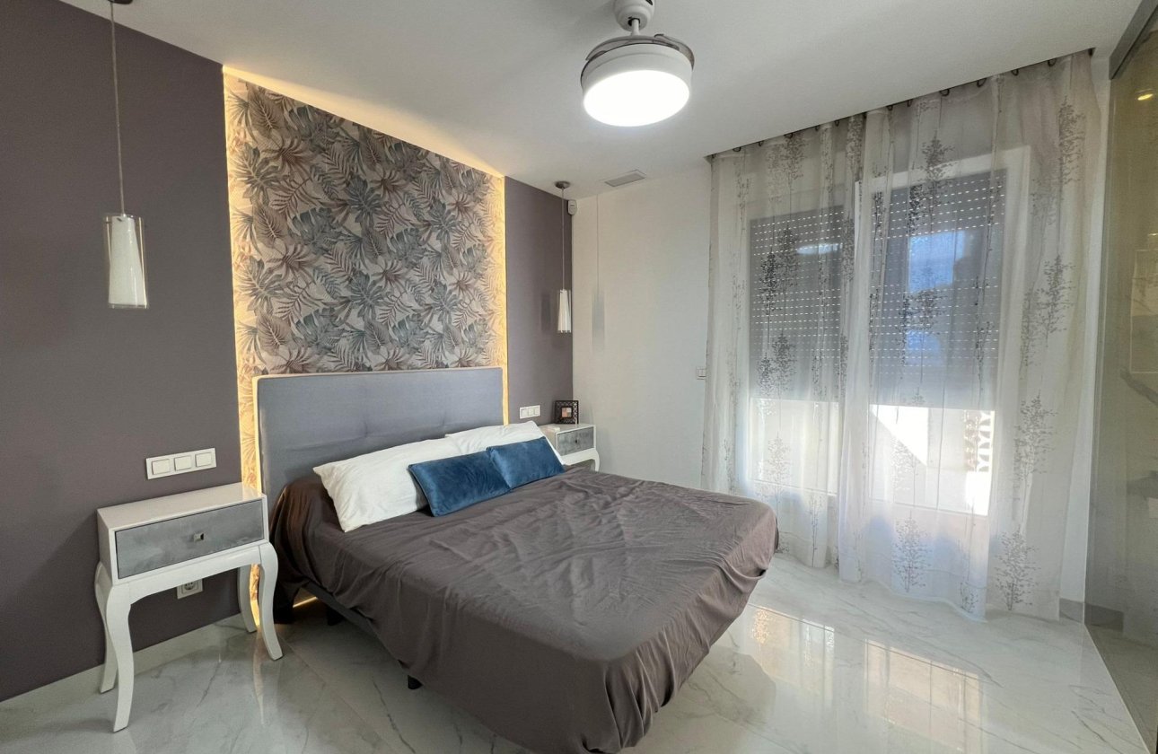 Herverkoop - Villa -
Torrevieja - La Mata