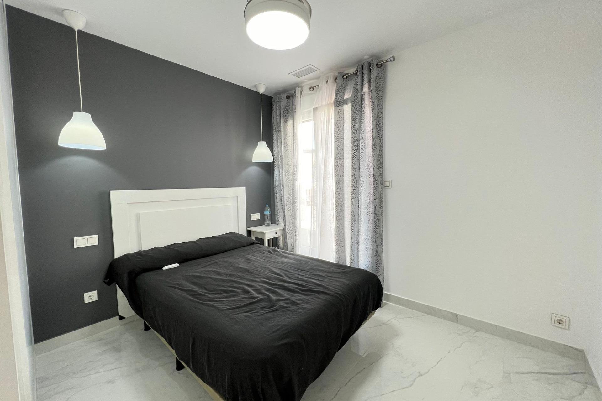 Herverkoop - Villa -
Torrevieja - La Mata