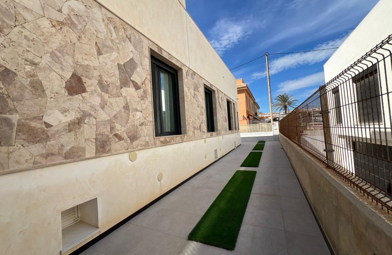 Herverkoop - Villa -
Torrevieja - La Mata