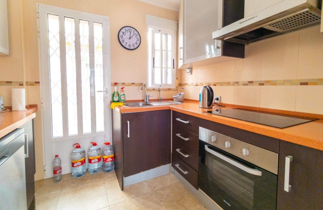 Herverkoop - Villa -
Torrevieja - La Mata