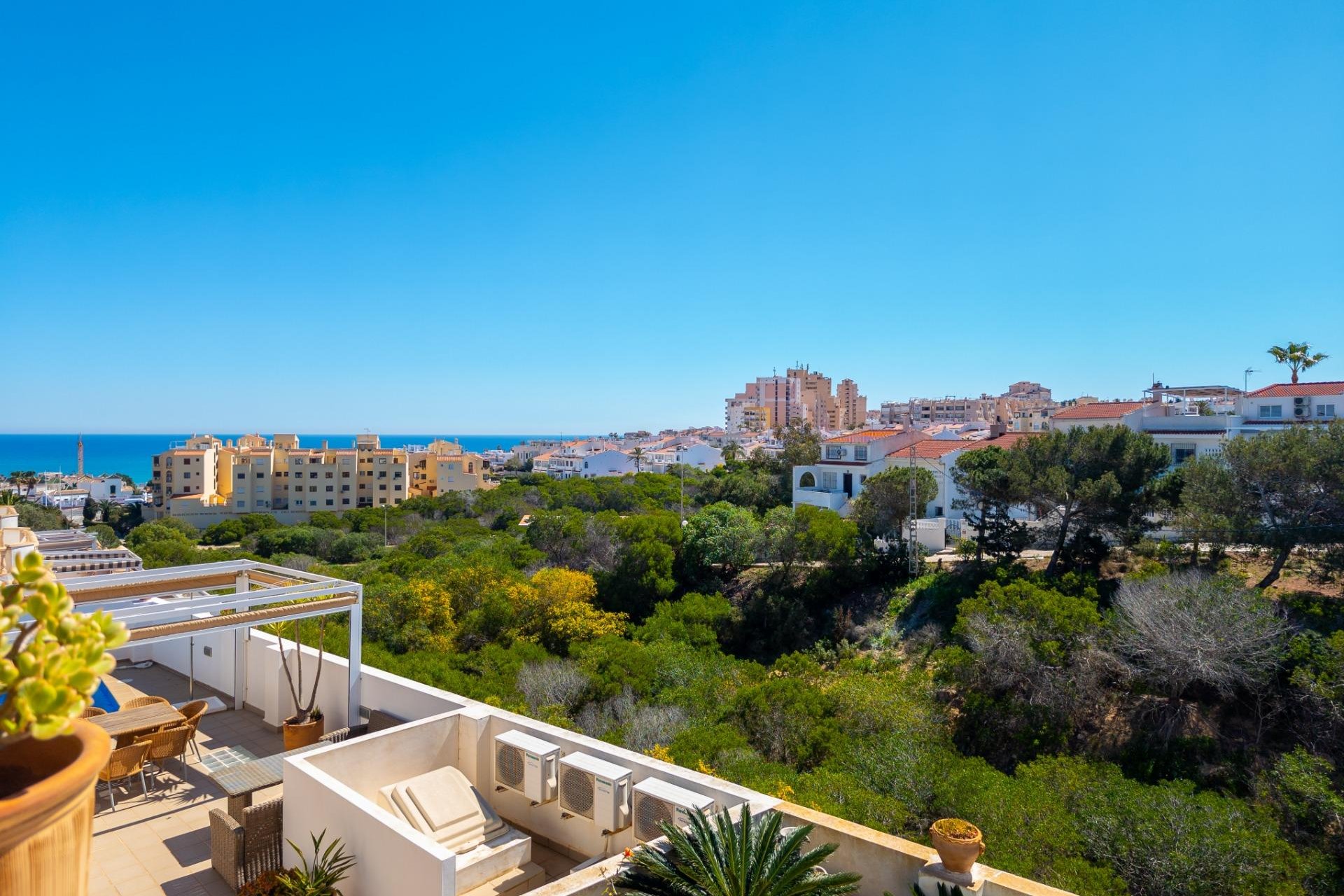 Herverkoop - Villa -
Torrevieja - La Mata