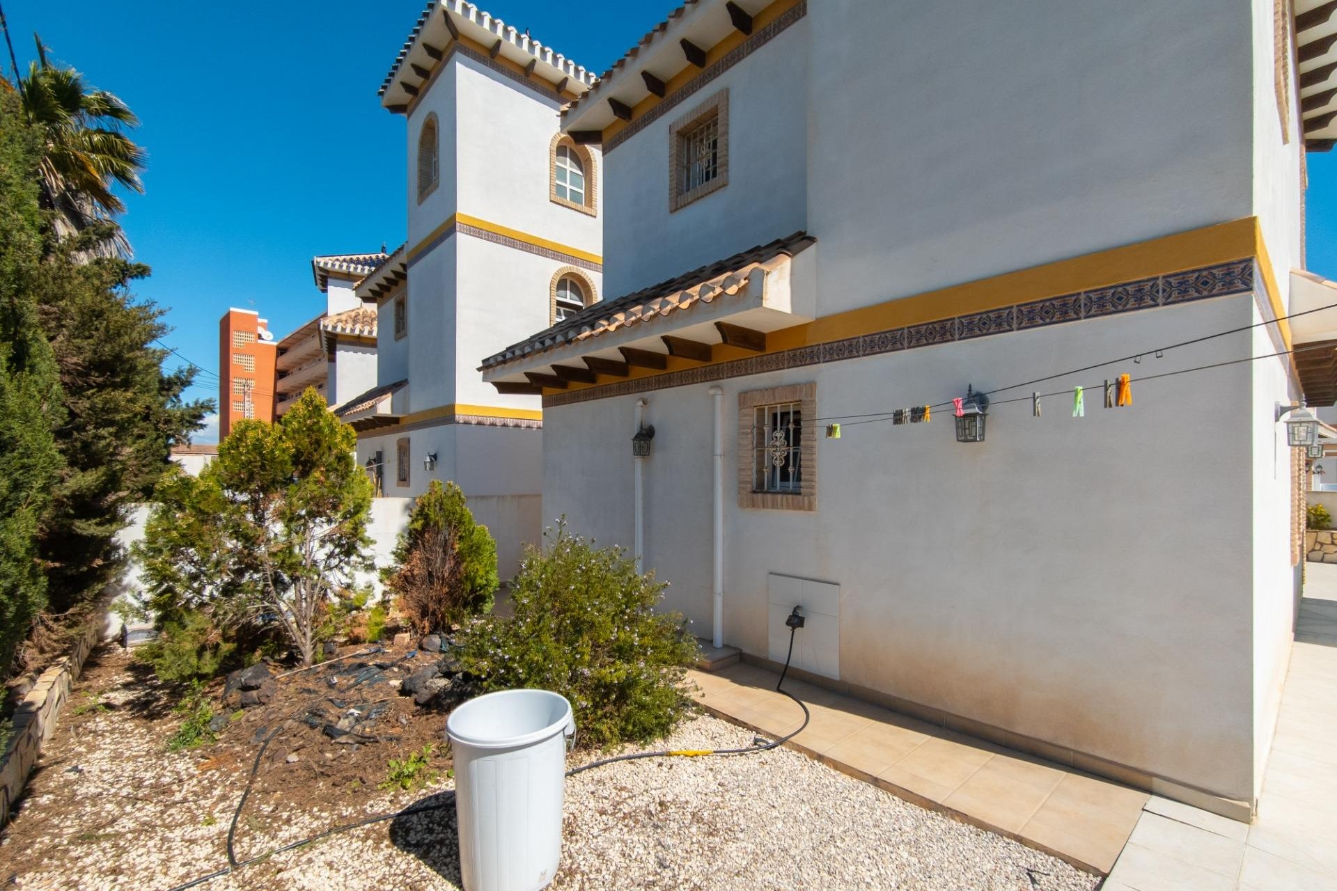 Herverkoop - Villa -
Torrevieja - La Mata