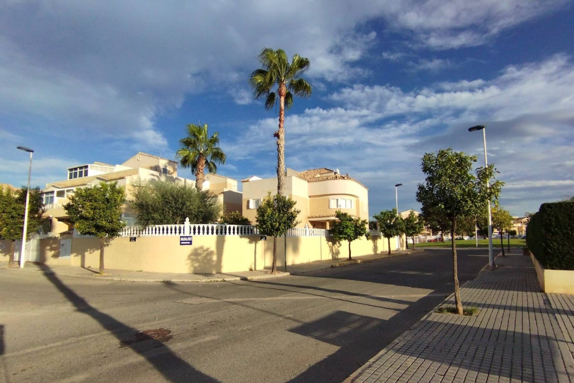 Herverkoop - Villa -
Torrevieja - La Siesta - El Salado - Torreta