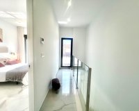 Herverkoop - Villa -
Torrevieja - La Siesta - El Salado - Torreta