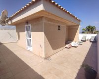 Herverkoop - Villa -
Torrevieja - La Siesta - El Salado - Torreta