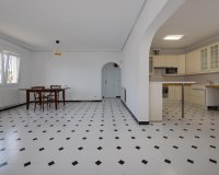 Herverkoop - Villa -
Torrevieja - La Siesta - El Salado - Torreta