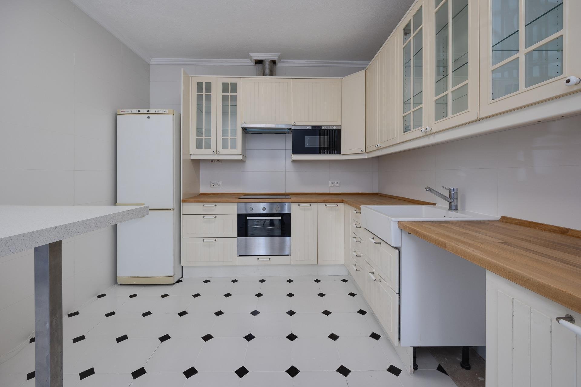 Herverkoop - Villa -
Torrevieja - La Siesta - El Salado - Torreta