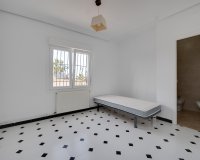 Herverkoop - Villa -
Torrevieja - La Siesta - El Salado - Torreta