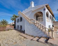 Herverkoop - Villa -
Torrevieja - La Siesta - El Salado - Torreta