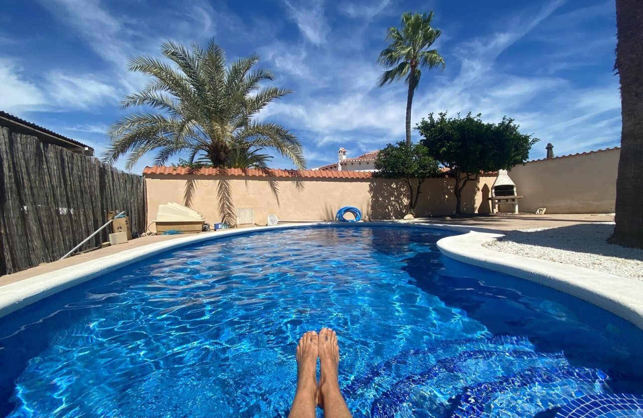 Herverkoop - Villa -
Torrevieja - La Siesta - El Salado - Torreta