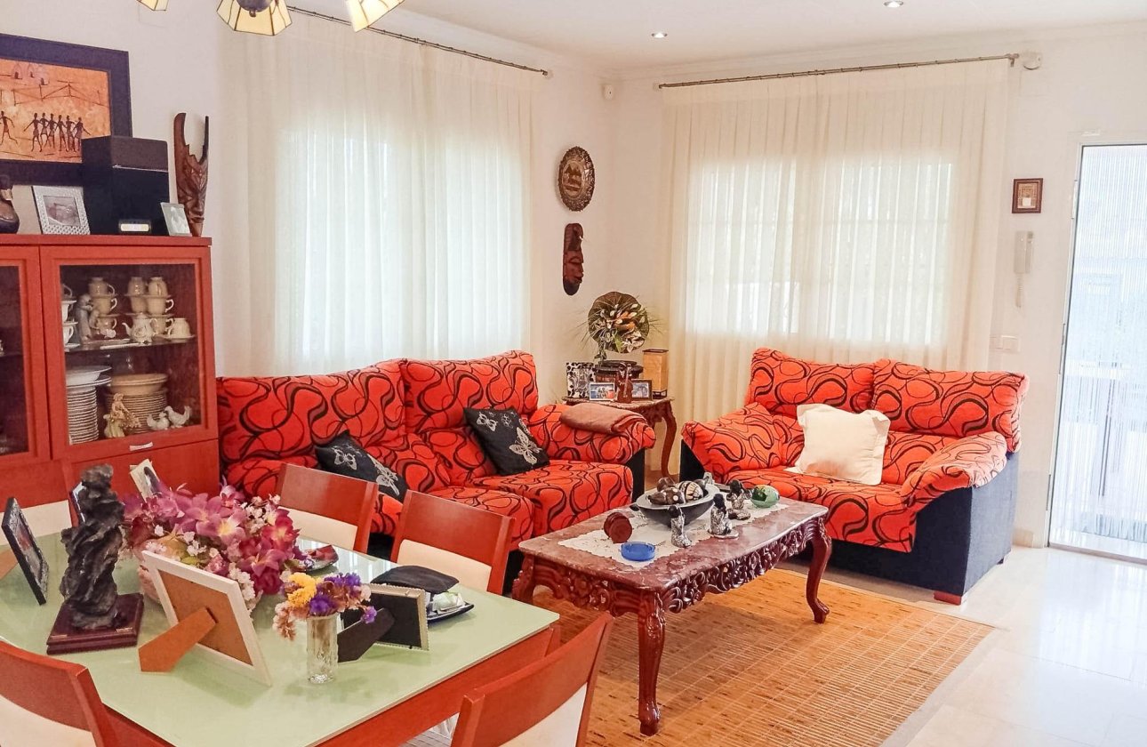 Herverkoop - Villa -
Torrevieja - La Siesta - El Salado - Torreta