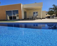 Herverkoop - Villa -
Torrevieja - La Siesta - El Salado - Torreta