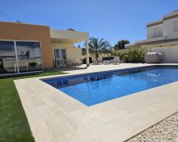 Herverkoop - Villa -
Torrevieja - La Siesta - El Salado - Torreta