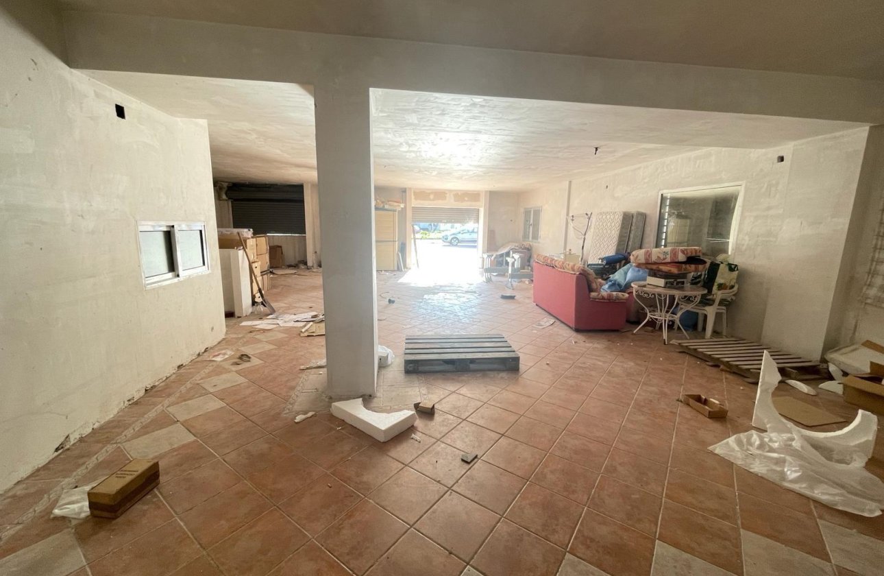 Herverkoop - Villa -
Torrevieja - La Siesta - El Salado - Torreta
