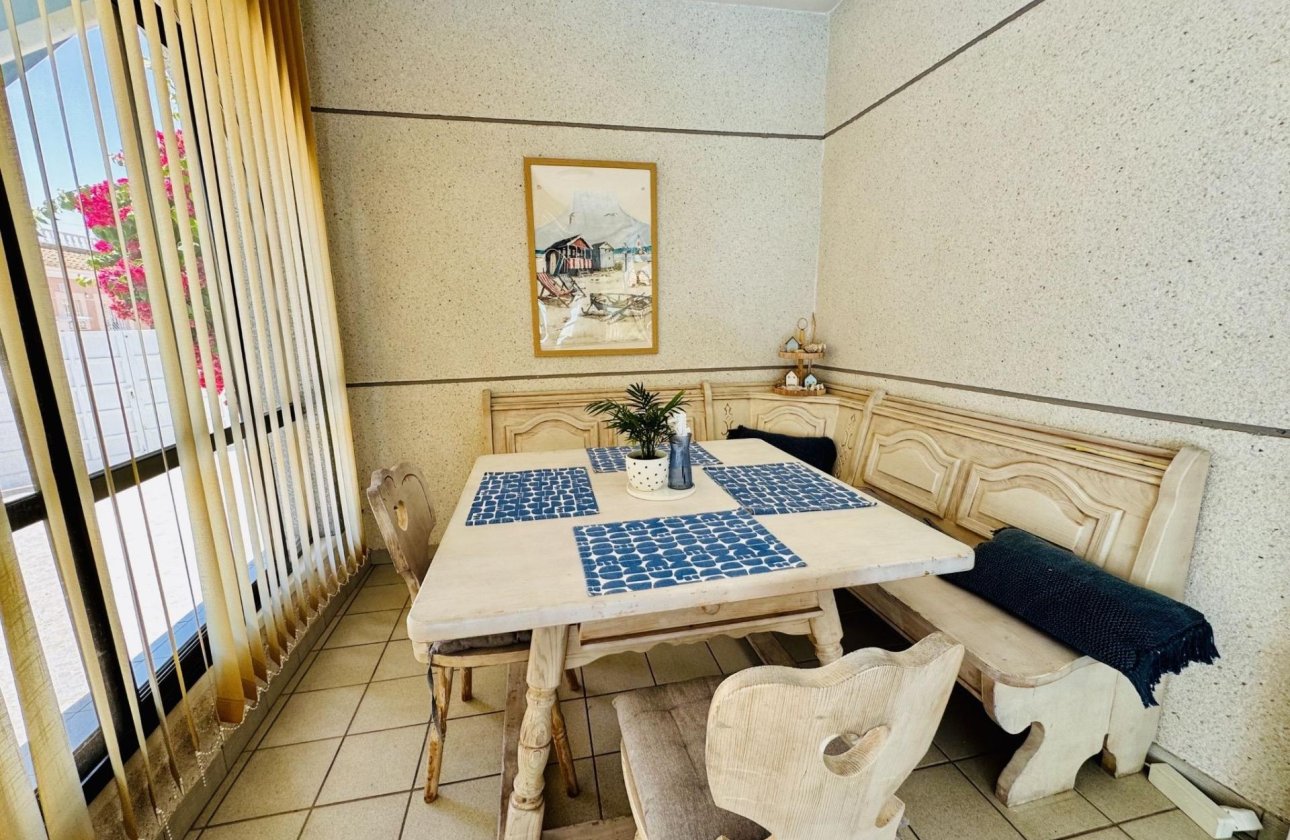 Herverkoop - Villa -
Torrevieja - La Siesta - El Salado - Torreta