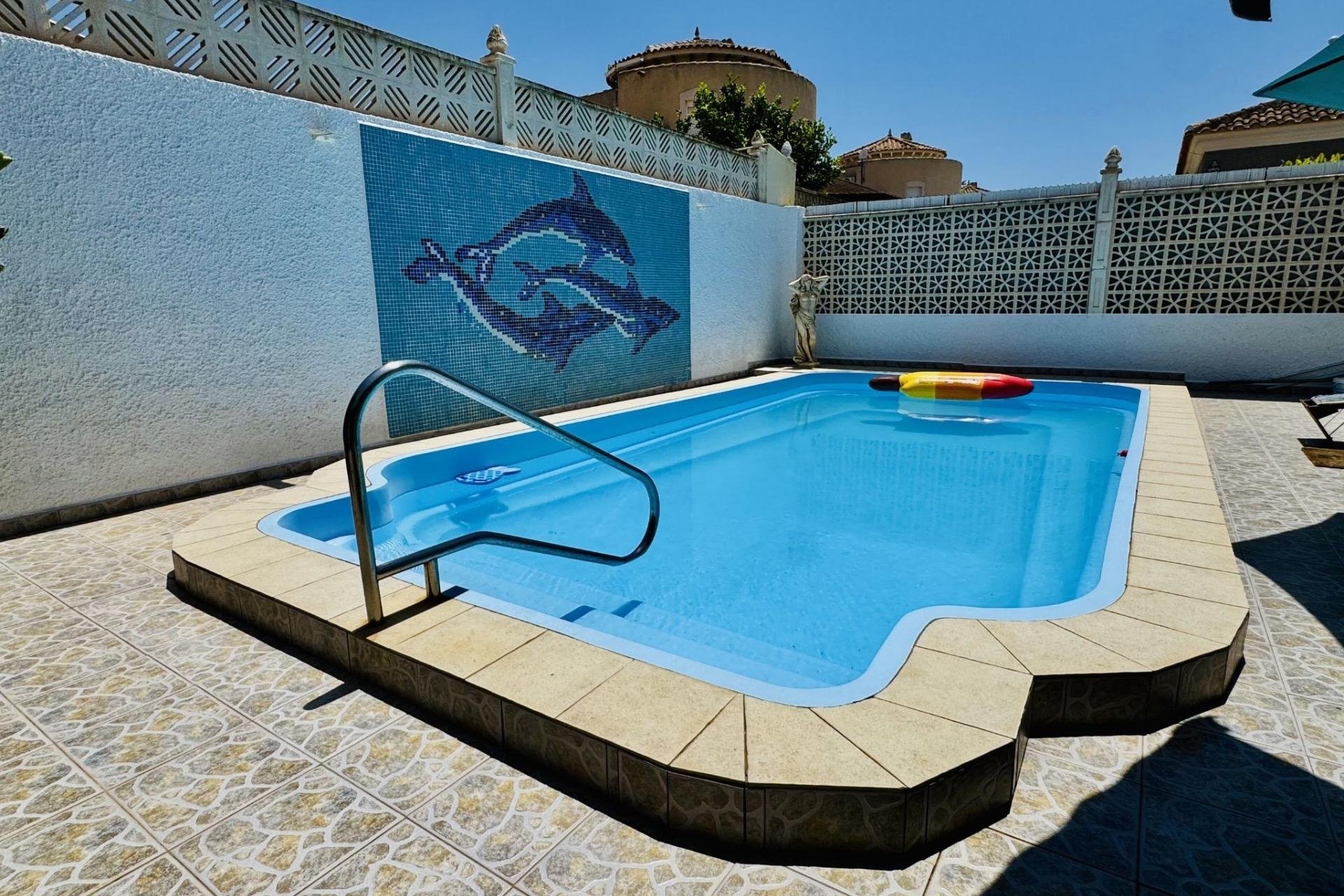 Herverkoop - Villa -
Torrevieja - La Siesta - El Salado - Torreta