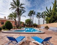Herverkoop - Villa -
Torrevieja - La Siesta - El Salado - Torreta