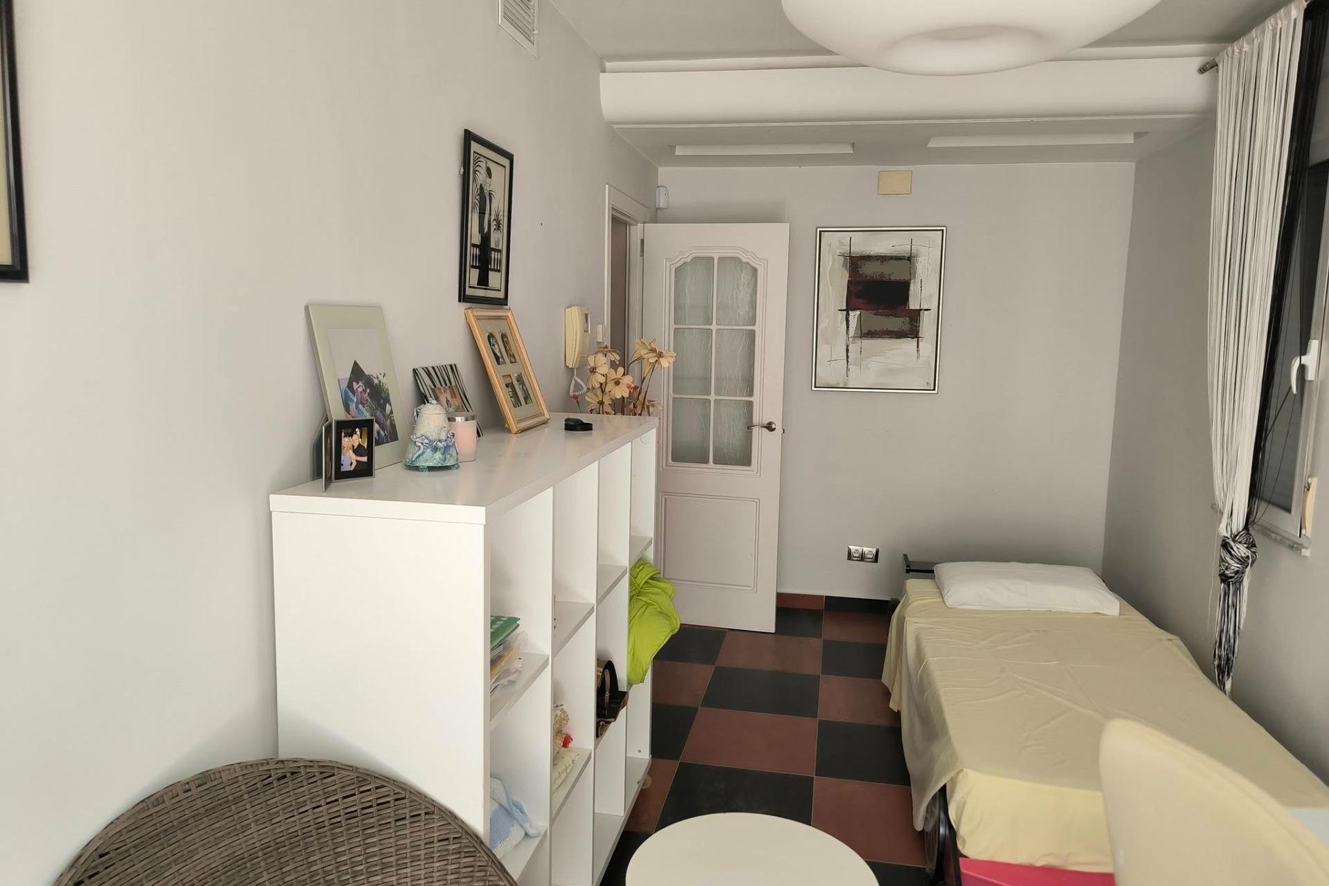 Herverkoop - Villa -
Torrevieja - La Siesta