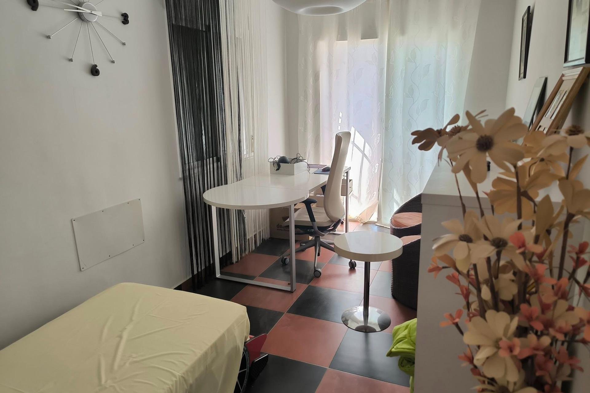 Herverkoop - Villa -
Torrevieja - La Siesta